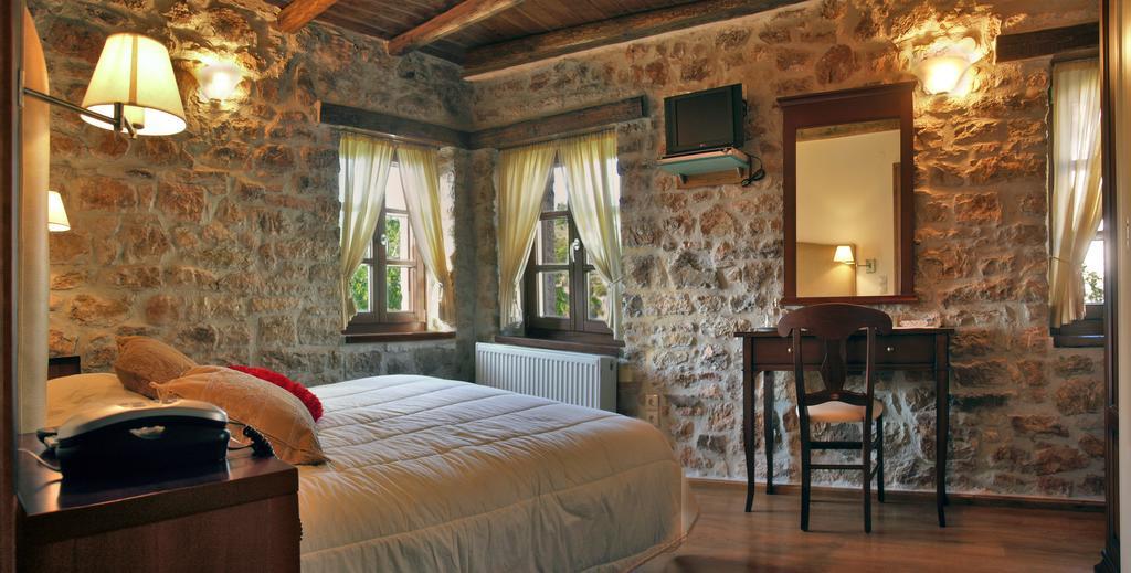 Oihalia Guesthouse Fidhákia Oda fotoğraf