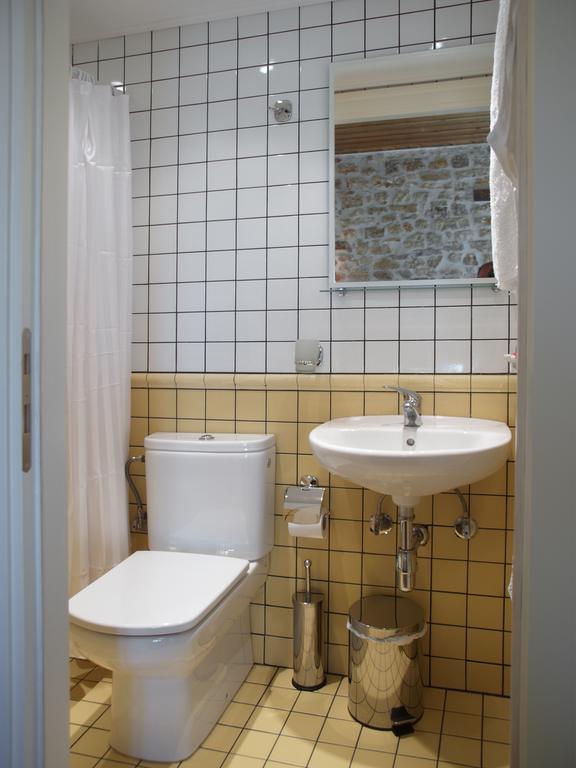 Oihalia Guesthouse Fidhákia Oda fotoğraf