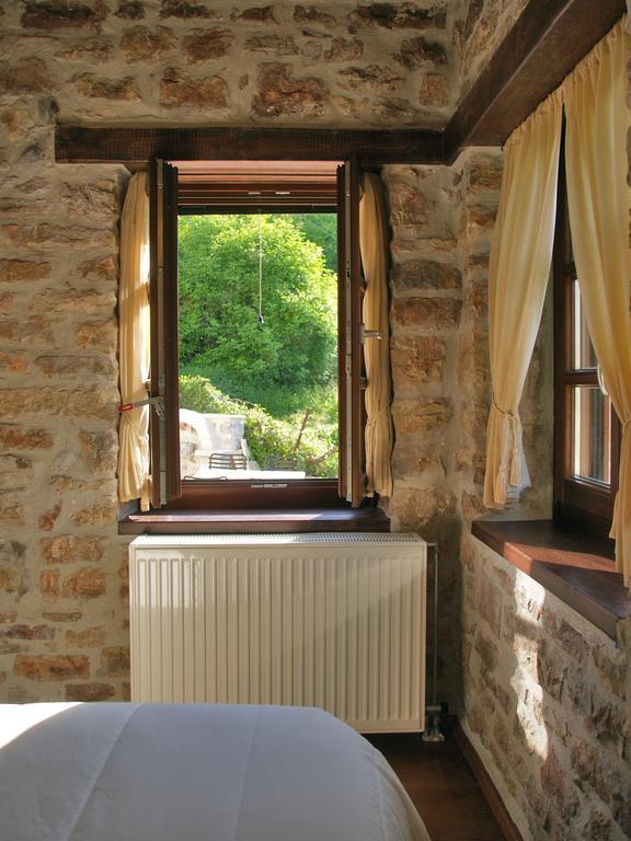 Oihalia Guesthouse Fidhákia Oda fotoğraf