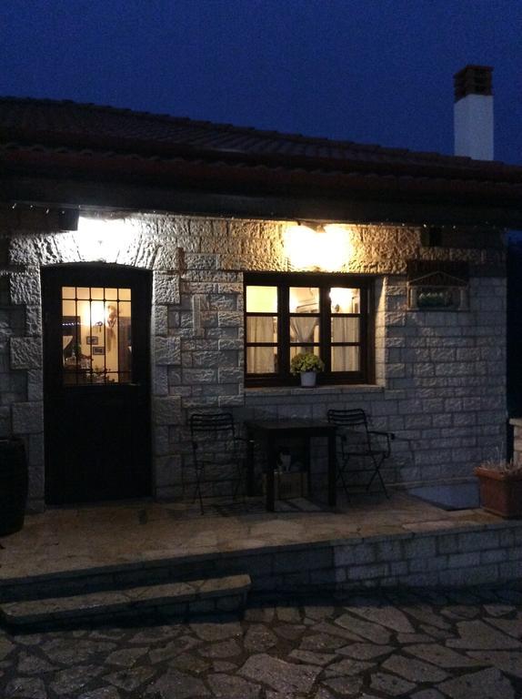 Oihalia Guesthouse Fidhákia Dış mekan fotoğraf